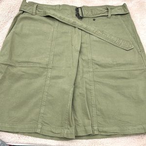Zara XL army green cross button shorts